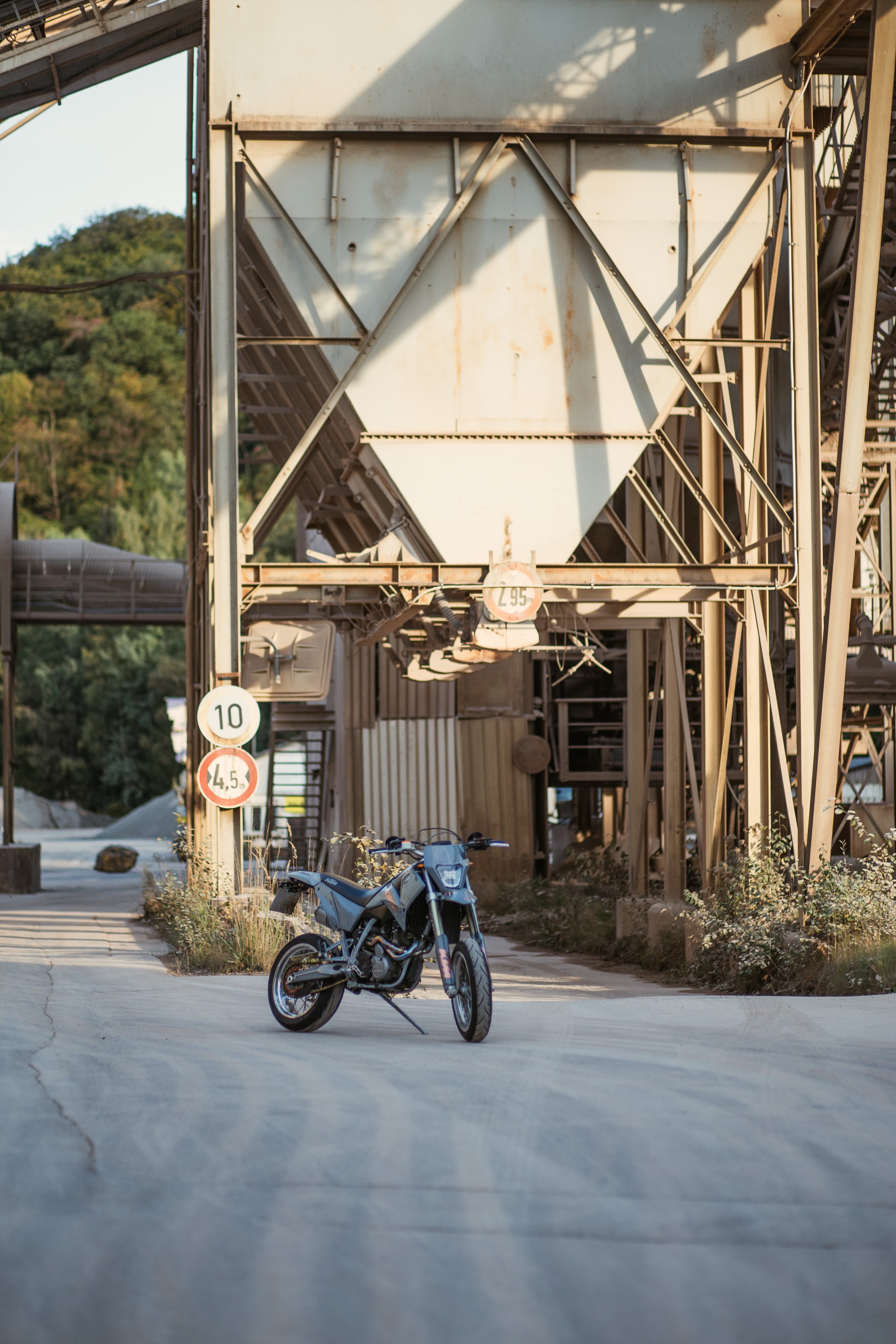 Motorrad 02